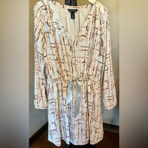 White House Black Market Patterned Dress With Light Gray Ribbon-8